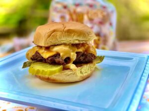 Pig-Beach-SMASH-Burger