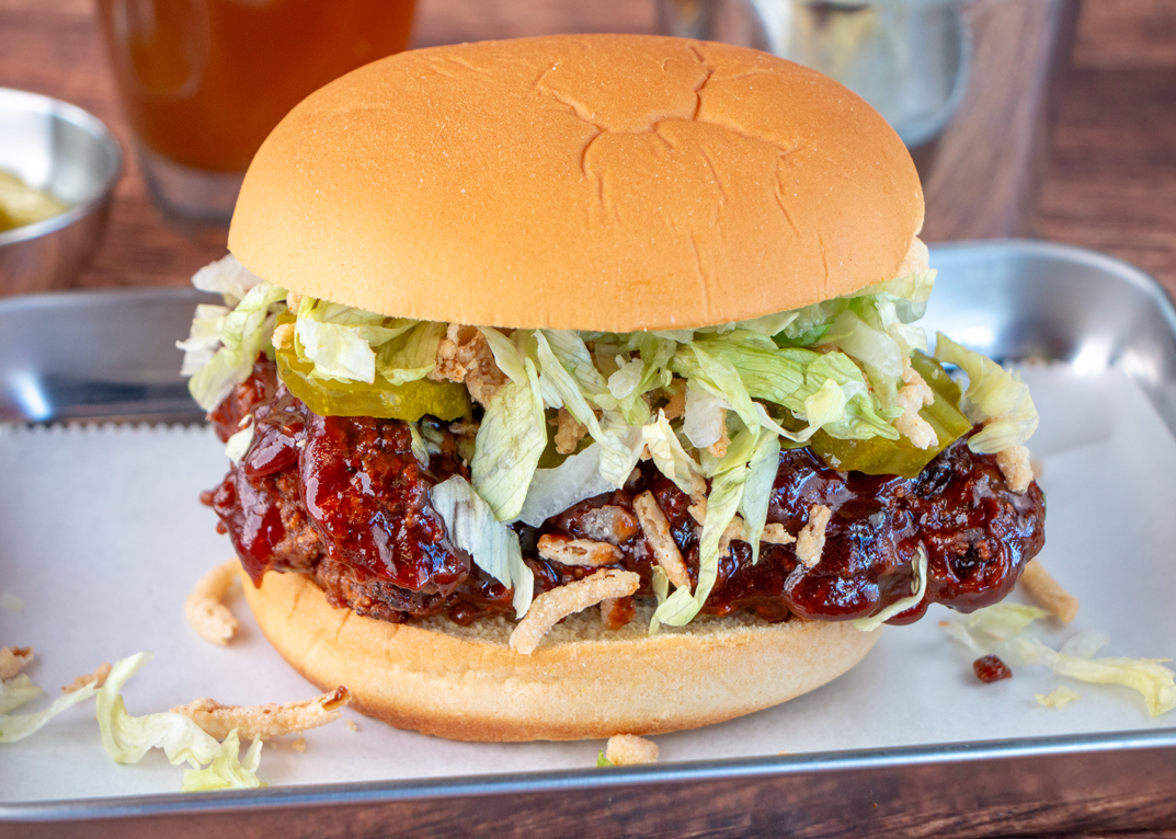 Hickory-Smokehouse-Chicken-Sandwich